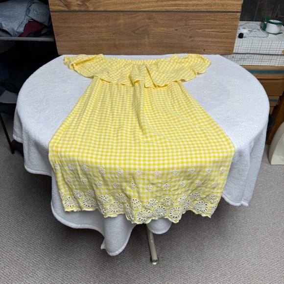Old Navy Yellow/white gingham On/Off-Shoulder sundress size small - Picture 4 of 7